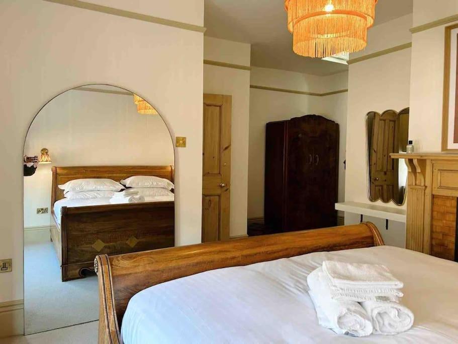 Luxury City Centre Townhouse - Sleeps 6 Chester Exterior foto